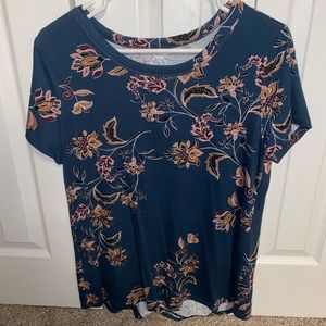 Maurices 24/7 top Medium